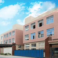 顺宏的信号灯使用寿命好，稳定